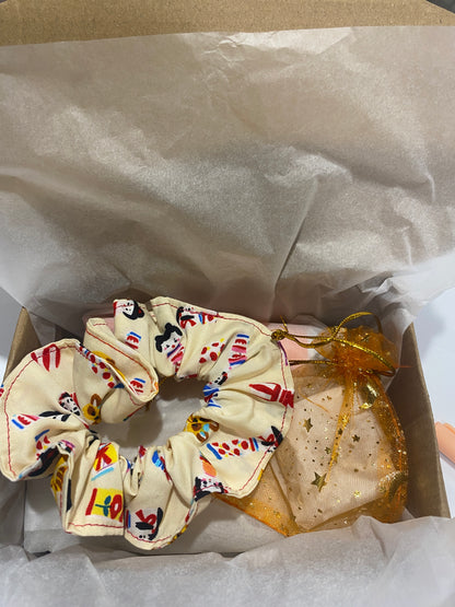 Made with ❤️ : 2 Deluxe boxes and 4 mystery bags