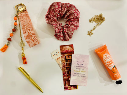 Made with ❤️ : 2 Deluxe boxes and 4 mystery bags