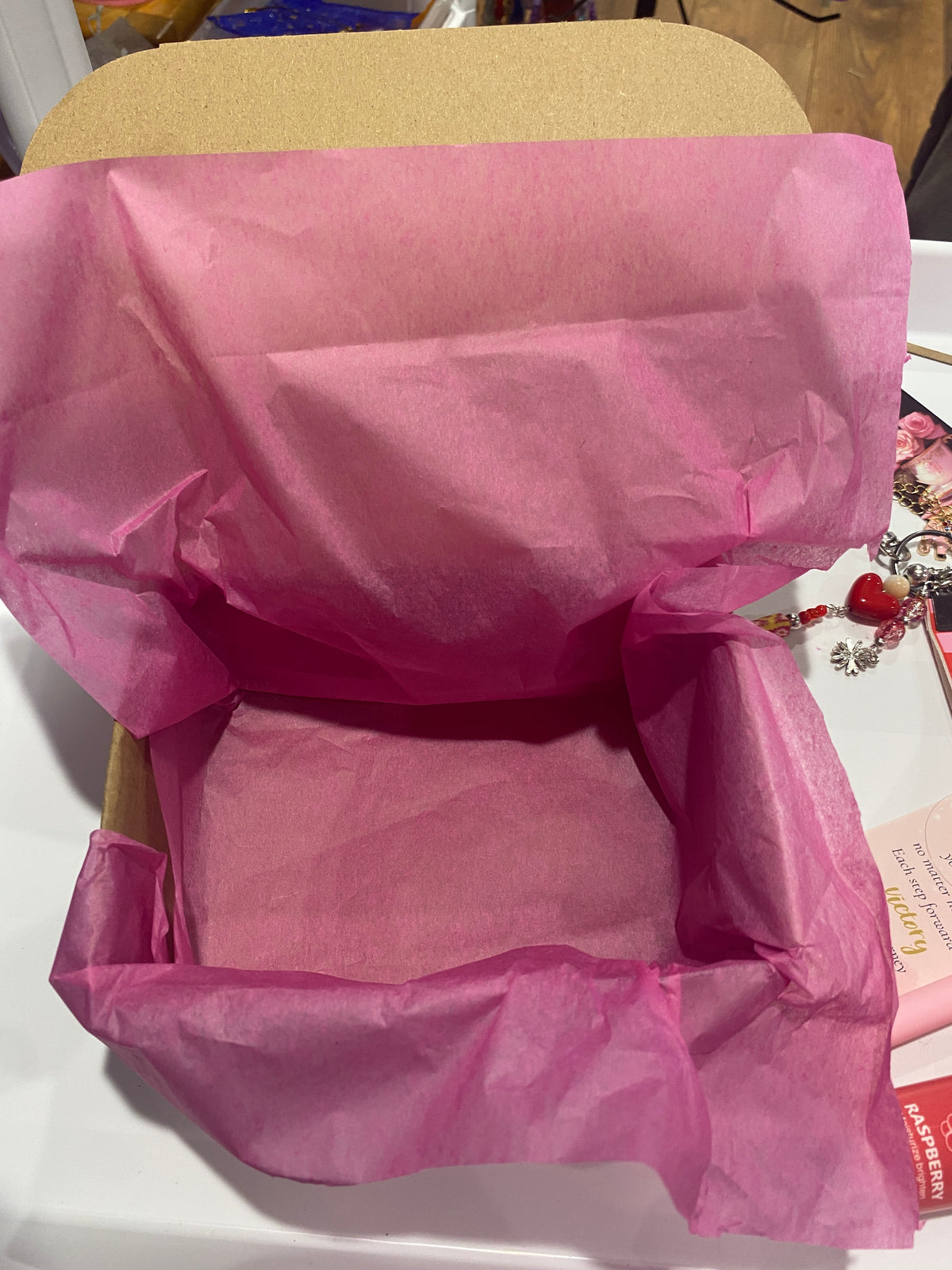 Made with ❤️ : 2 Deluxe boxes and 4 mystery bags